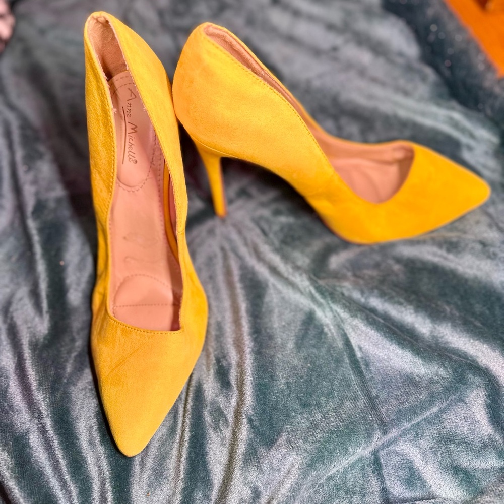 Anne Michelle Sunny Yellow Heels